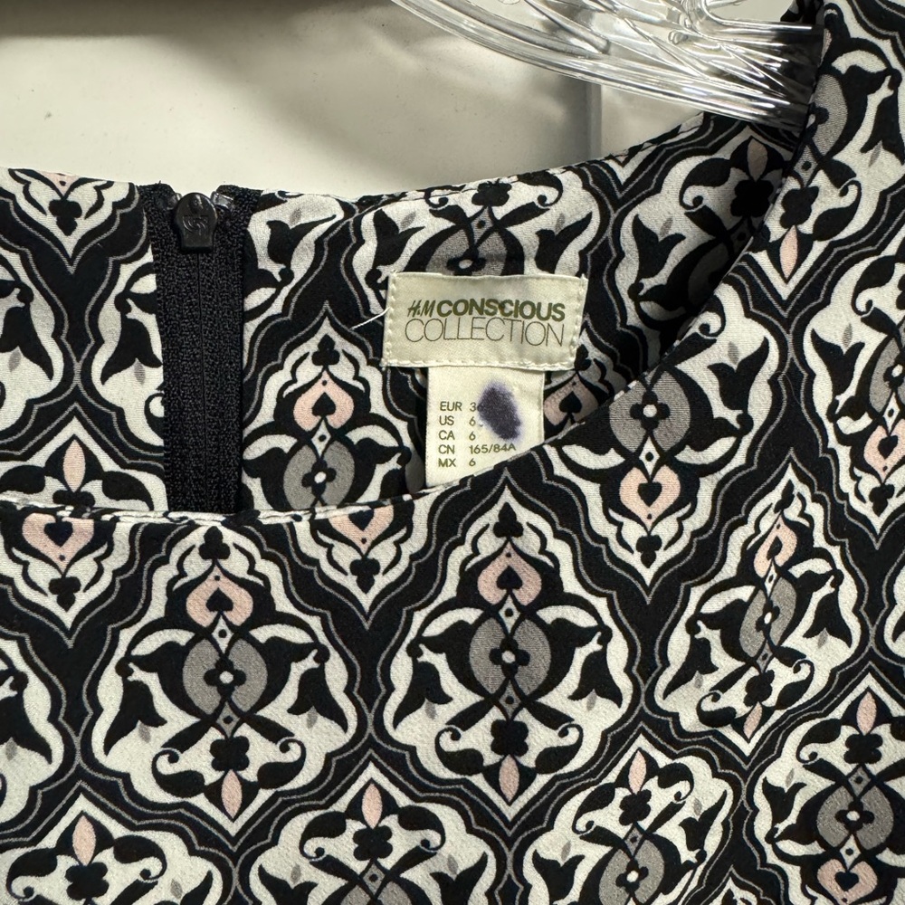 H&M Conscious Collection Black, Pink, White Geometric Fit, Flare Dress Size 6 - Picture 4 of 10